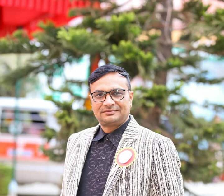 रौतहट क्षेत्र नं. २ बाट शेख सगिर आलमको उम्मेदवारी घोषणा : शिक्षाबाट राजनीतिसम्मको यात्रा