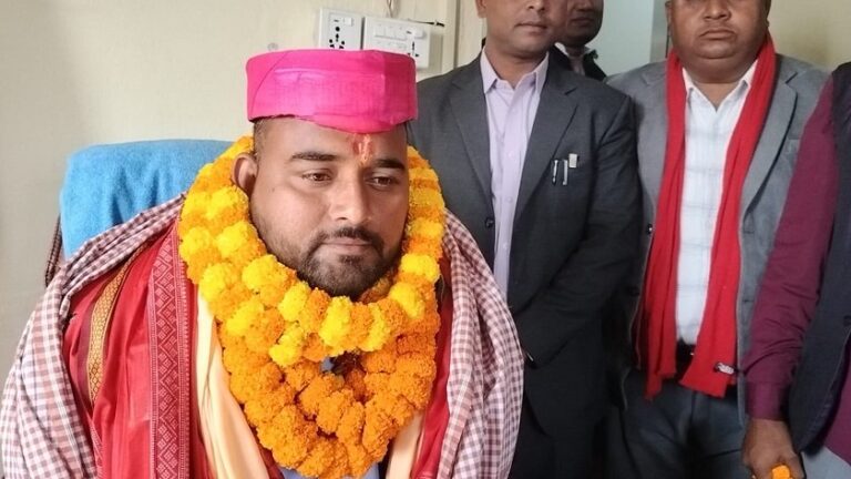 मधेशका नवनियुक्त मन्त्री पटेलले गरे पदभार ग्रहण
